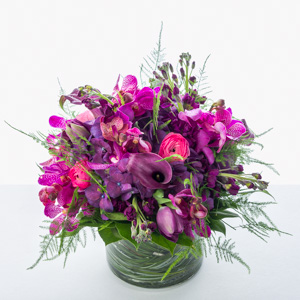 Starbright’s Regal Profusion is decadence in a vase.